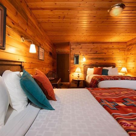 Lochsa Lodge Lolo Екстериор снимка